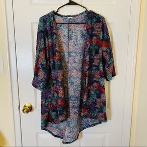 Womens LulaRoe Small Lindsay Digital Roses Kimono